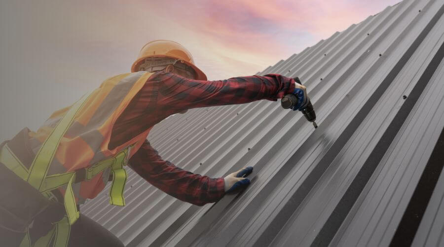 Professional gutter cleaning in Brandsville, MO